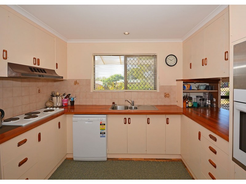 71 Hillcrest Avenue, Scarness QLD 4655
