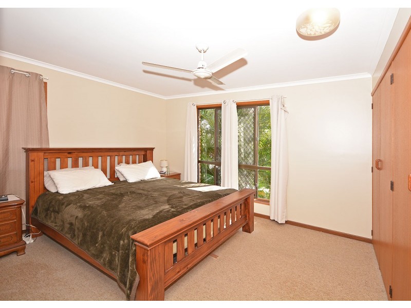71 Hillcrest Avenue, Scarness QLD 4655
