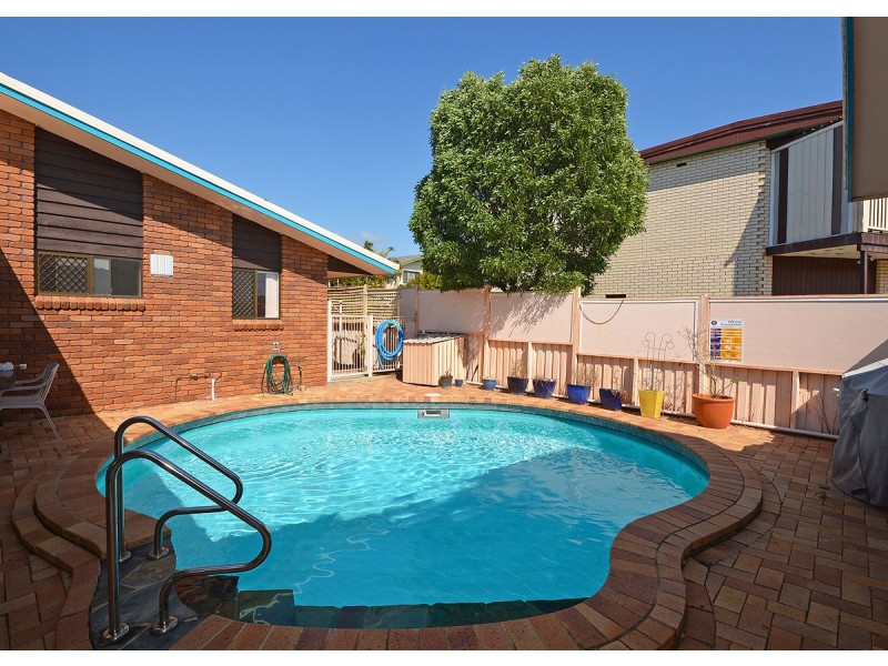 71 Hillcrest Avenue, Scarness QLD 4655