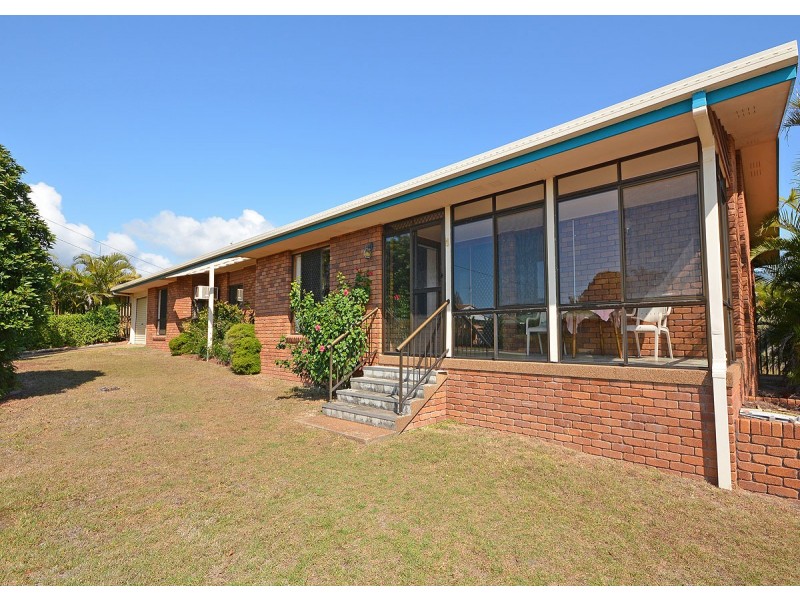 71 Hillcrest Avenue, Scarness QLD 4655