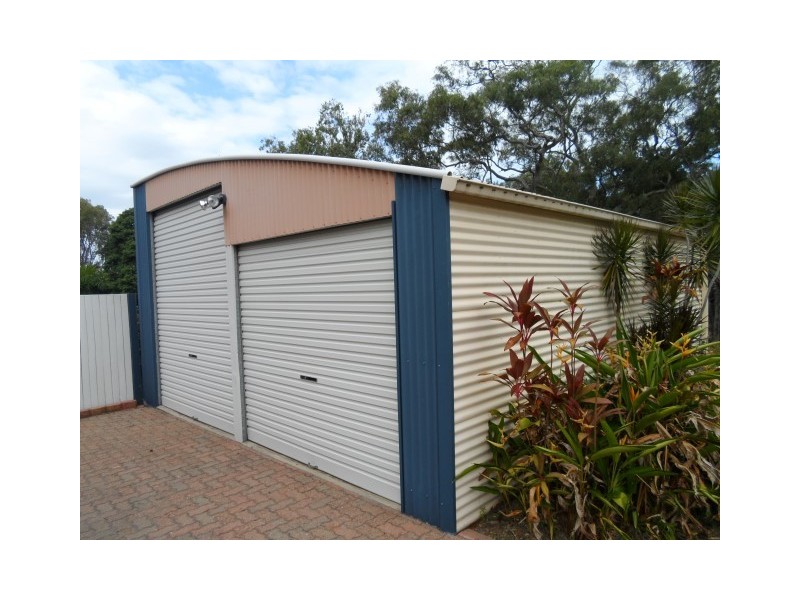 12 James Street, Urangan QLD 4655