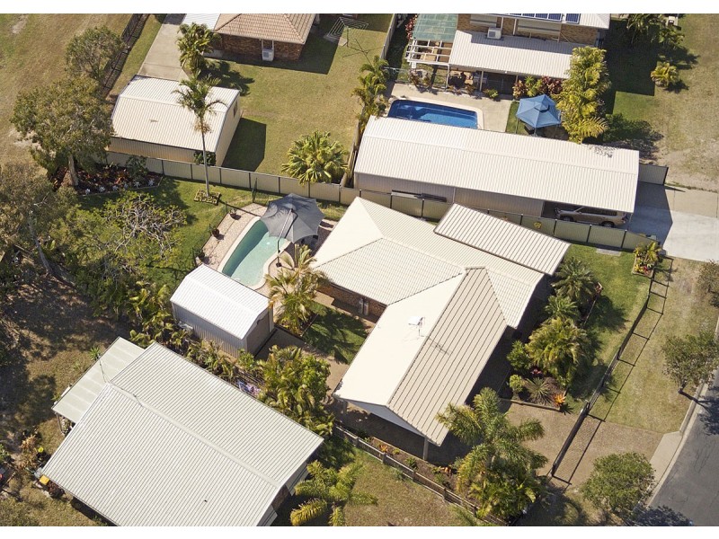 3 Shoreline Court, Urangan QLD 4655
