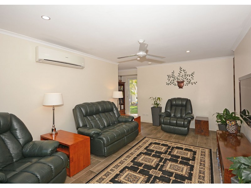 3 Shoreline Court, Urangan QLD 4655