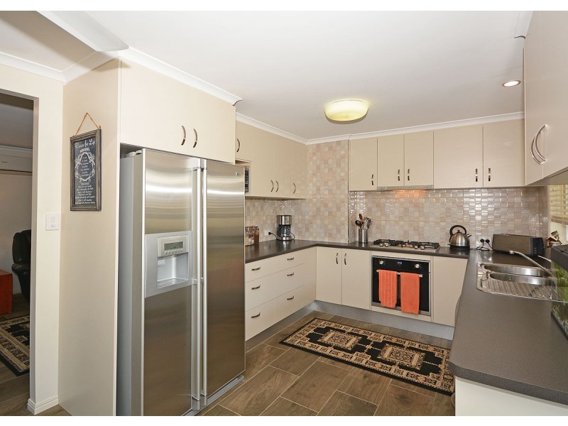 3 Shoreline Court, Urangan QLD 4655