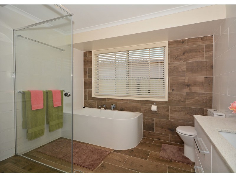 3 Shoreline Court, Urangan QLD 4655