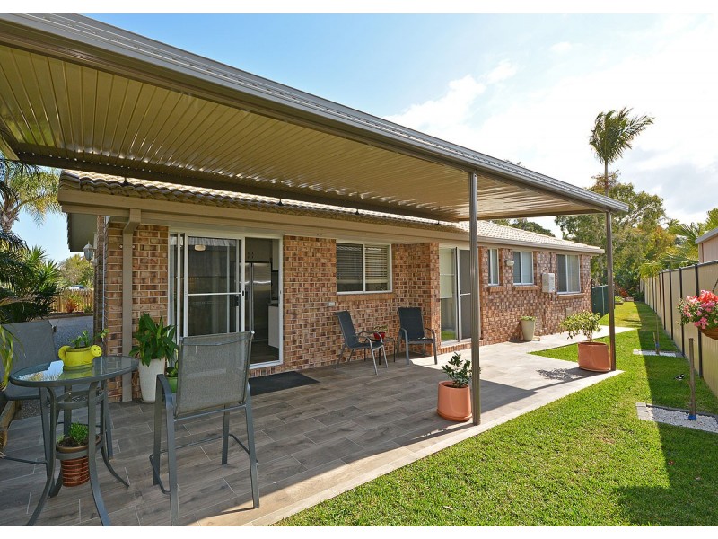 3 Shoreline Court, Urangan QLD 4655