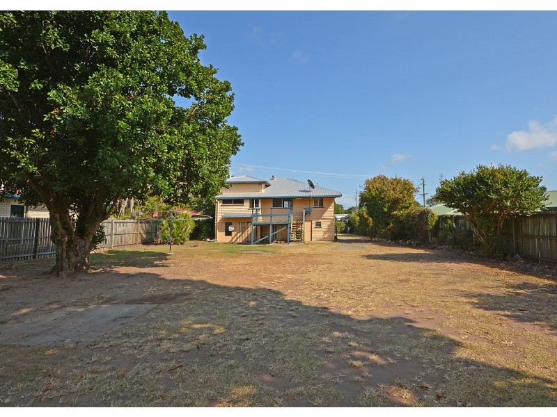 20 Beach Road, Pialba QLD 4655