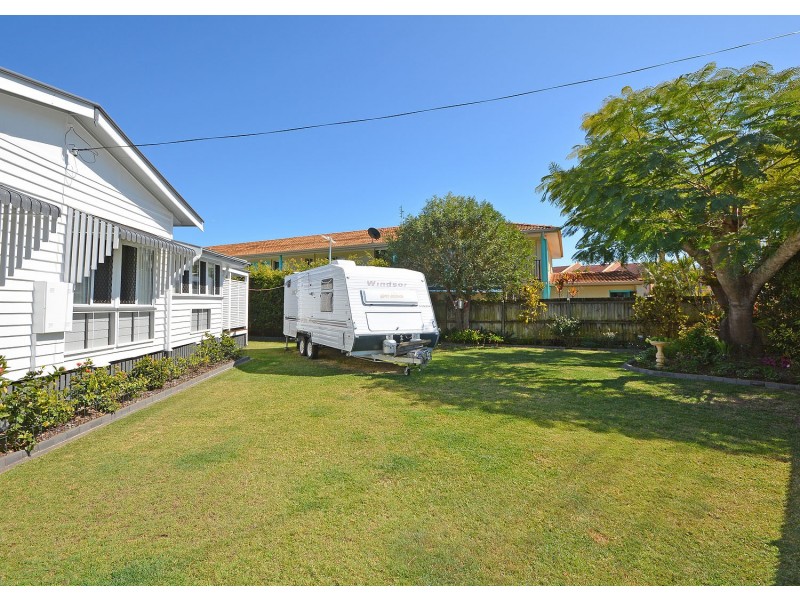 17 Ann Street, Torquay QLD 4655