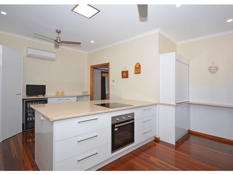 17 Ann Street, Torquay QLD 4655