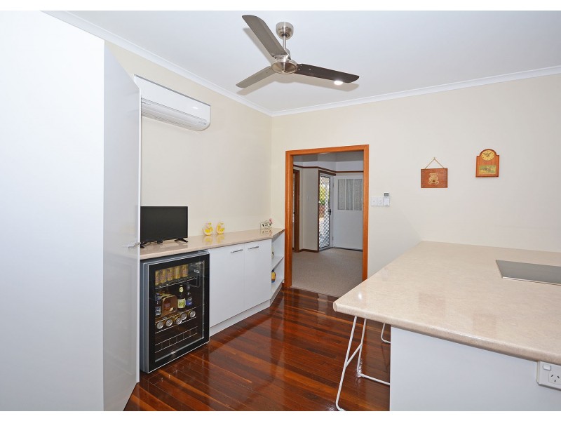 17 Ann Street, Torquay QLD 4655