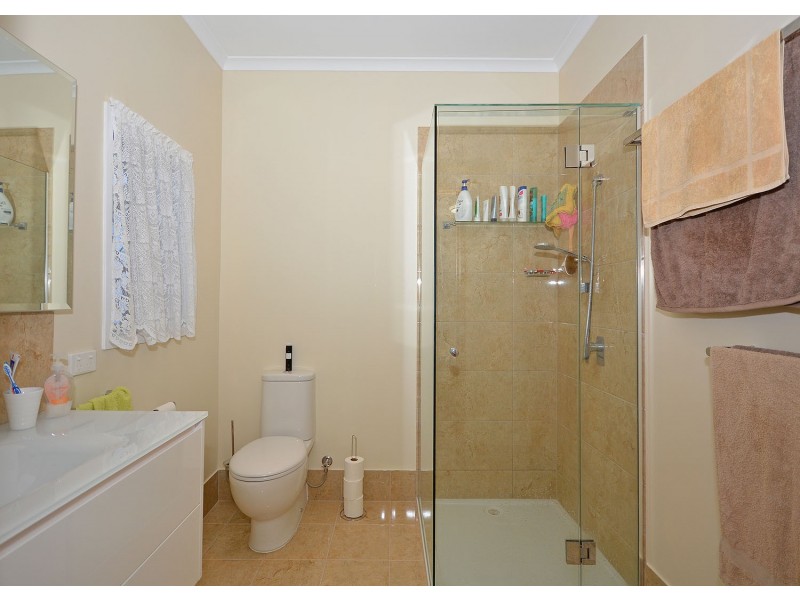 17 Ann Street, Torquay QLD 4655