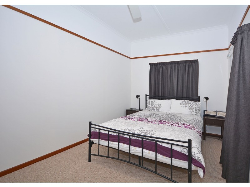 17 Ann Street, Torquay QLD 4655