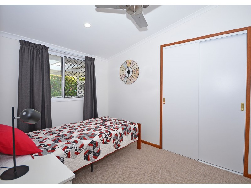 17 Ann Street, Torquay QLD 4655