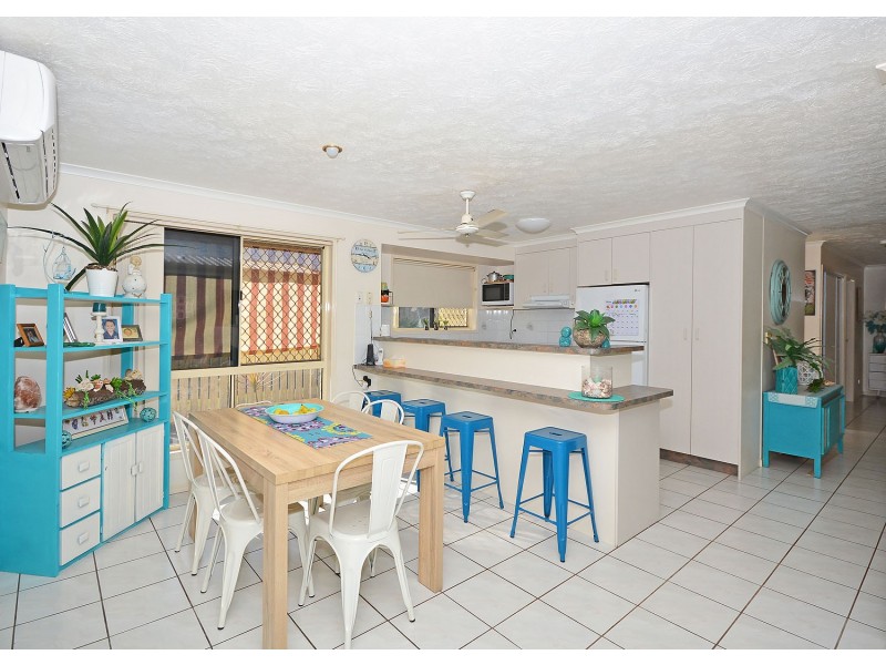 4 Archer Drive, Point Vernon QLD 4655