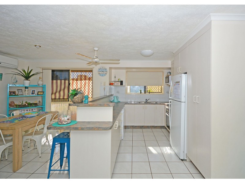 4 Archer Drive, Point Vernon QLD 4655