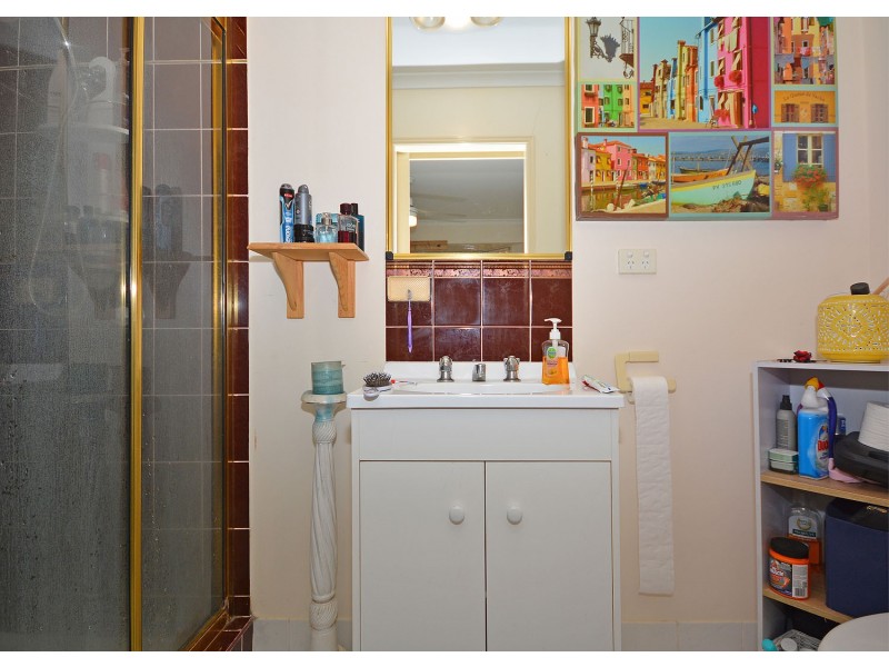 4 Archer Drive, Point Vernon QLD 4655