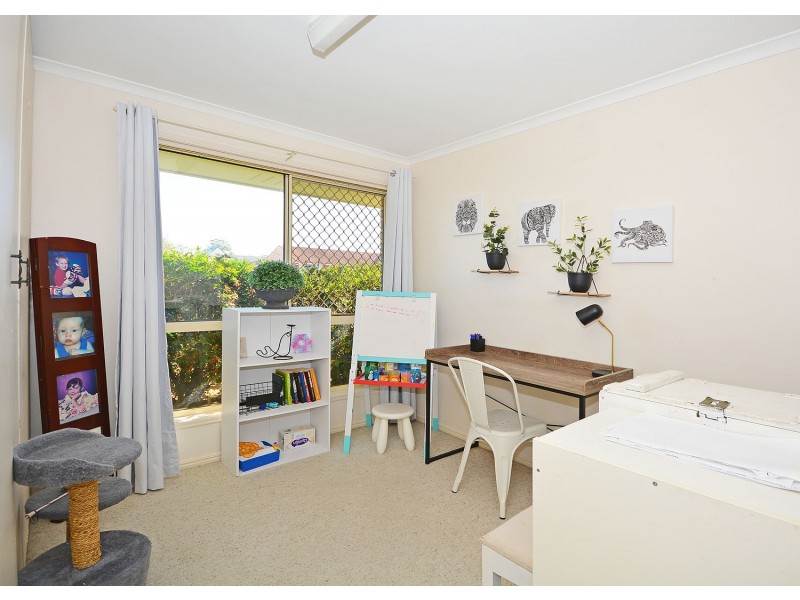 4 Archer Drive, Point Vernon QLD 4655