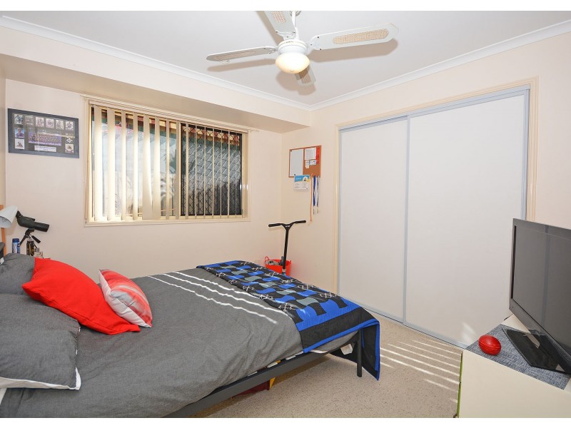 4 Archer Drive, Point Vernon QLD 4655