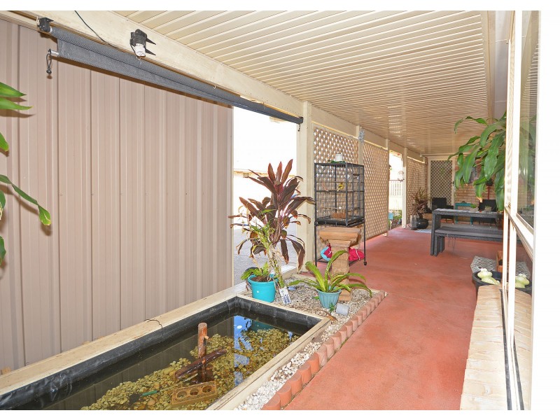 4 Archer Drive, Point Vernon QLD 4655