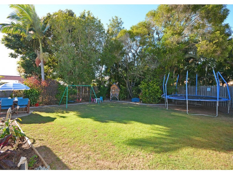 4 Archer Drive, Point Vernon QLD 4655