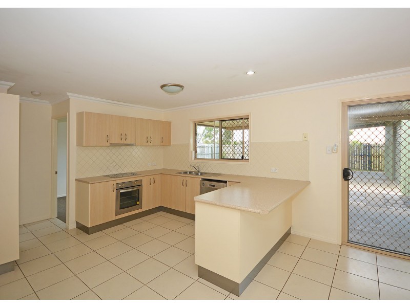 71 Bunya Court, Eli Waters QLD 4655