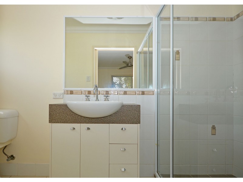 71 Bunya Court, Eli Waters QLD 4655