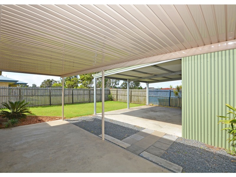 71 Bunya Court, Eli Waters QLD 4655