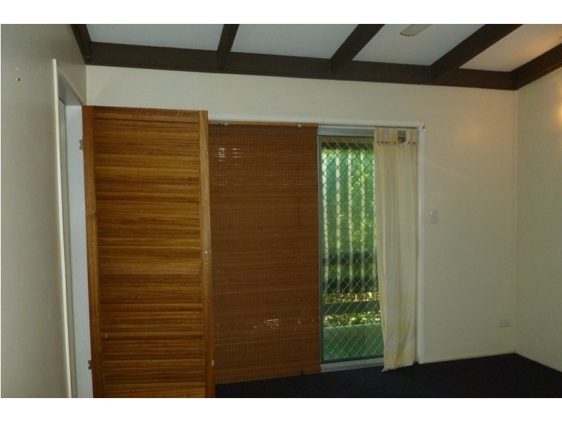 5/3 King Street, Urangan QLD 4655