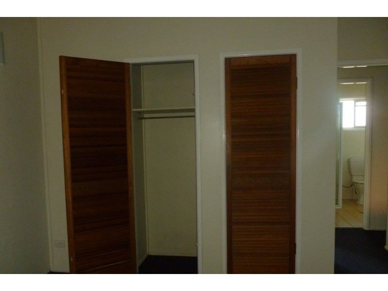 5/3 King Street, Urangan QLD 4655