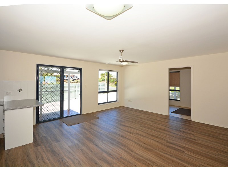 6 Deeds Court, Dundowran Beach QLD 4655