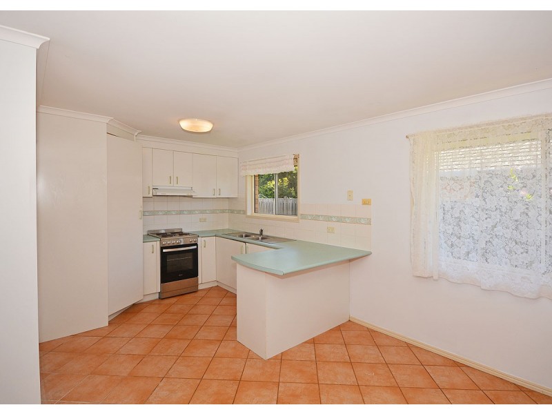 12 Merlin Drive, Urangan QLD 4655