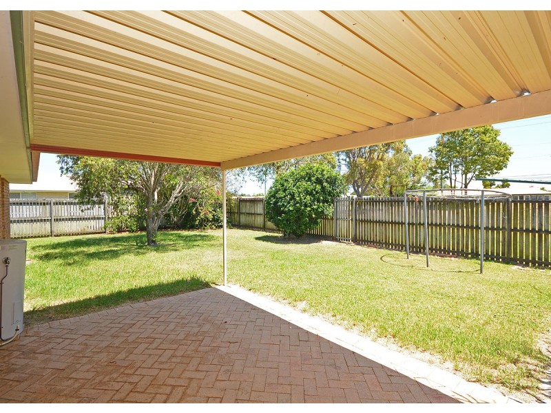 12 Merlin Drive, Urangan QLD 4655