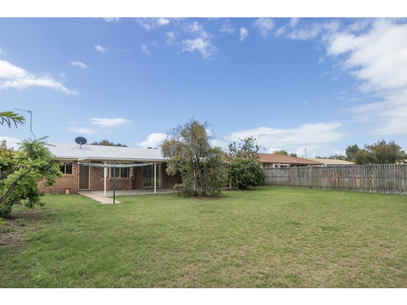 216 Dayman Street, Urangan QLD 4655