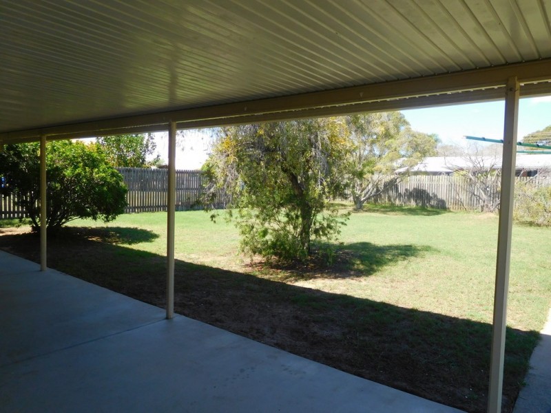 216 Dayman Street, Urangan QLD 4655