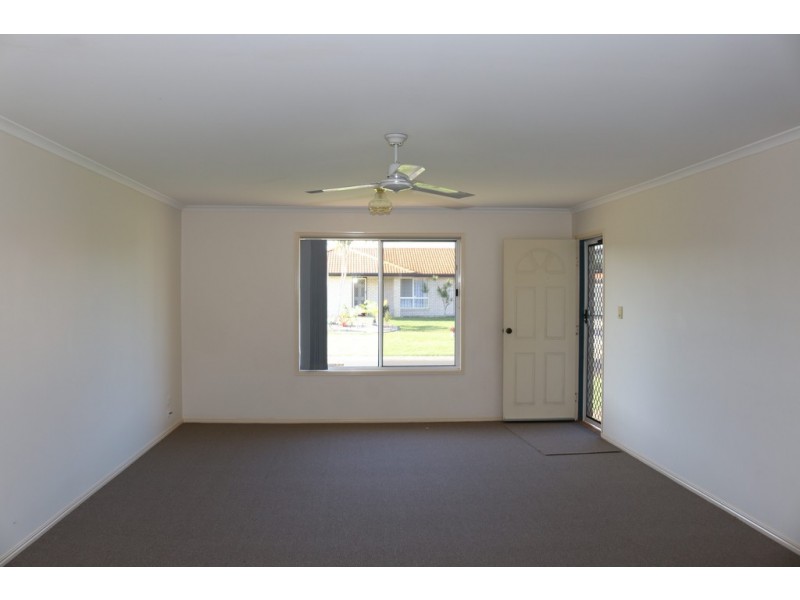 6 Sonder Street, Urangan QLD 4655