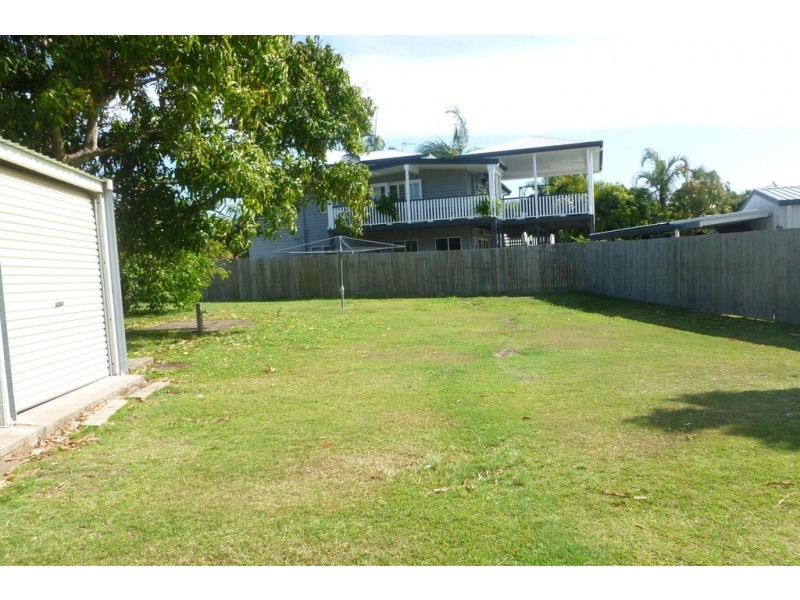 64 Dayman Street, Urangan QLD 4655