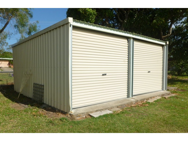 64 Dayman Street, Urangan QLD 4655