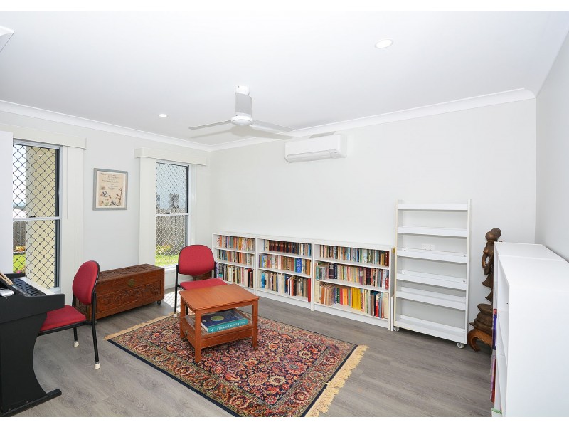 6 Ridge View Court, Nikenbah QLD 4655