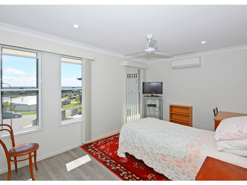 6 Ridge View Court, Nikenbah QLD 4655