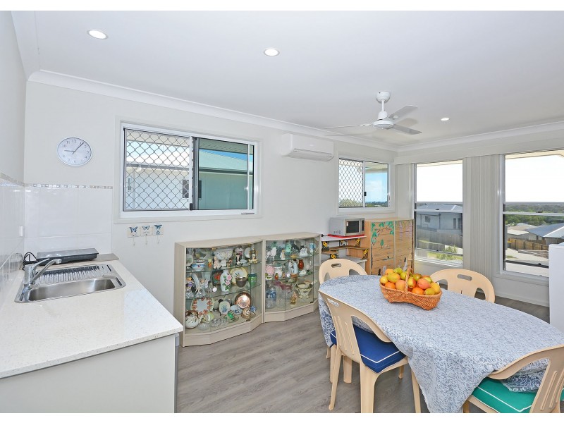 6 Ridge View Court, Nikenbah QLD 4655