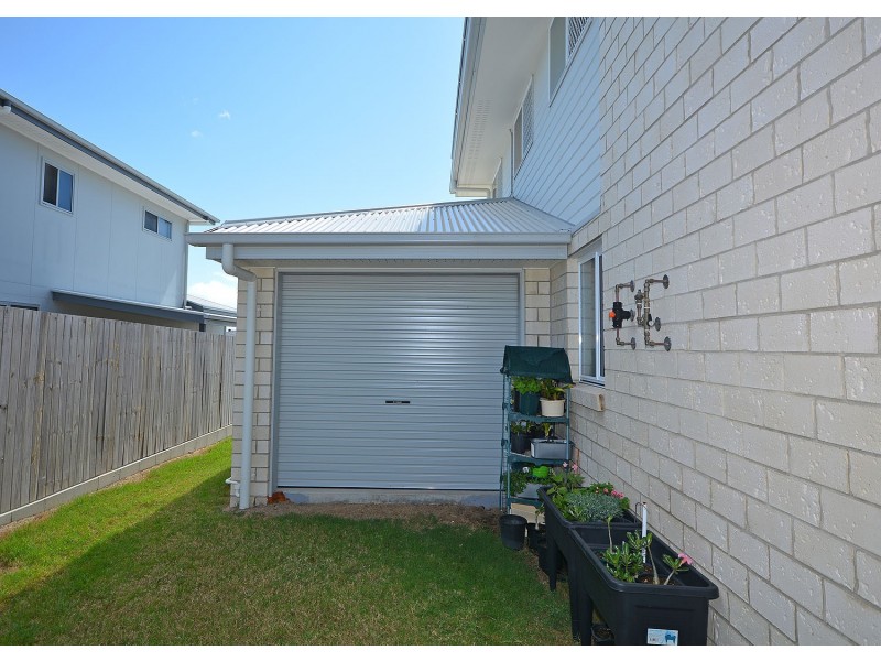 6 Ridge View Court, Nikenbah QLD 4655