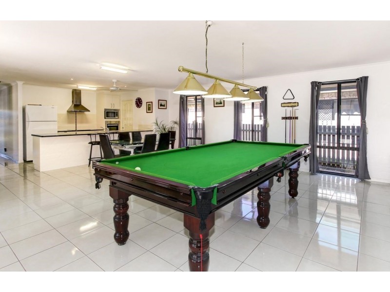 97 Honiton Street, Torquay QLD 4655