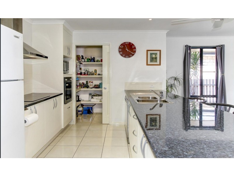 97 Honiton Street, Torquay QLD 4655