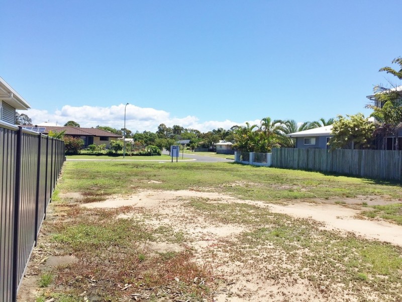 10 Bentwood Street, Burrum Heads QLD 4659