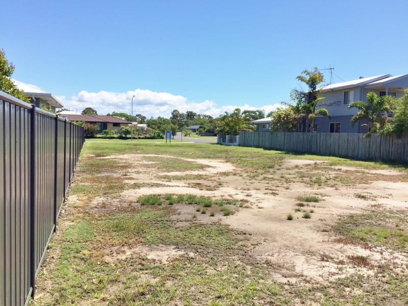 10 Bentwood Street, Burrum Heads QLD 4659