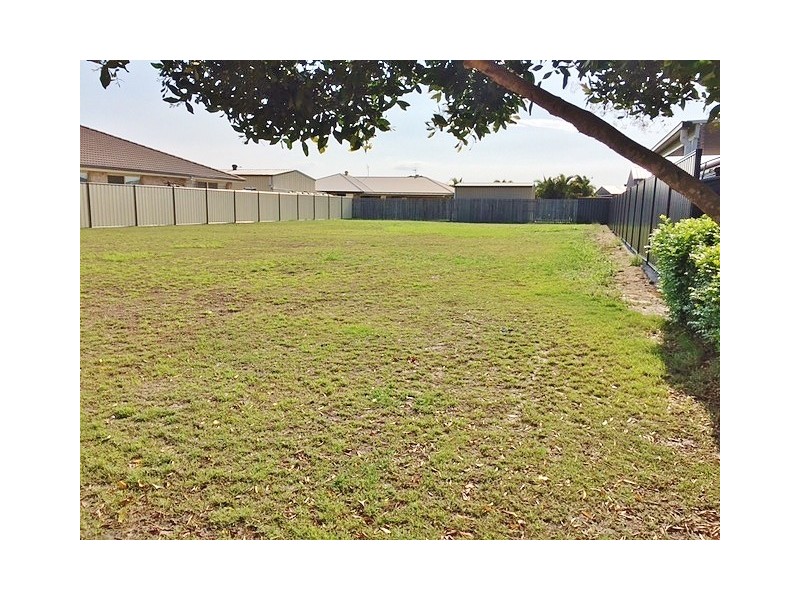 17 Pilbara Way, Burrum Heads QLD 4659