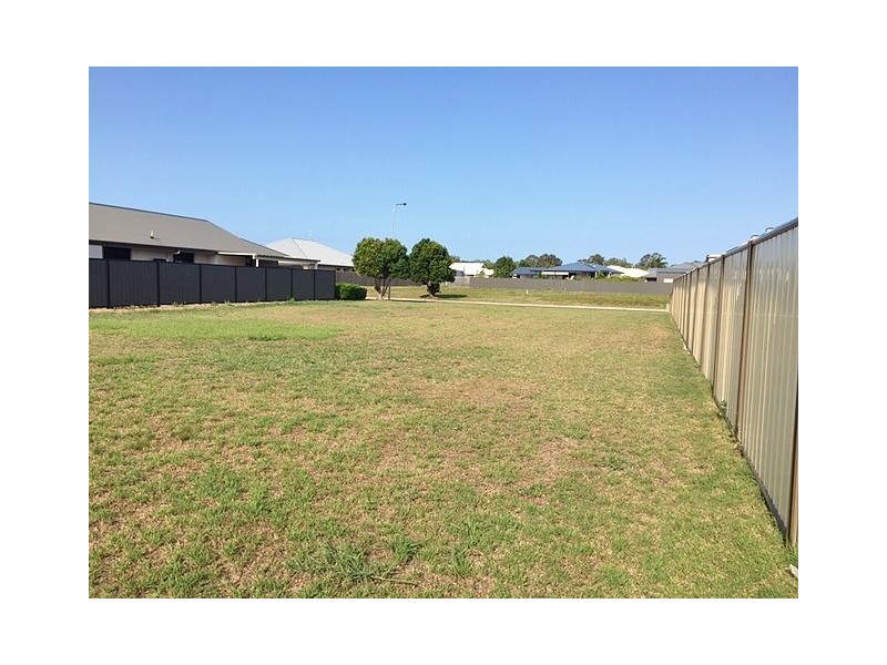 17 Pilbara Way, Burrum Heads QLD 4659