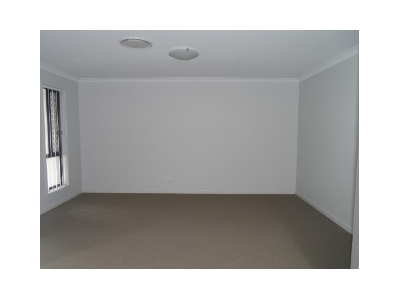 10 Serene Way, Wondunna QLD 4655