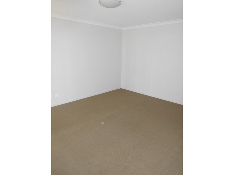 10 Serene Way, Wondunna QLD 4655