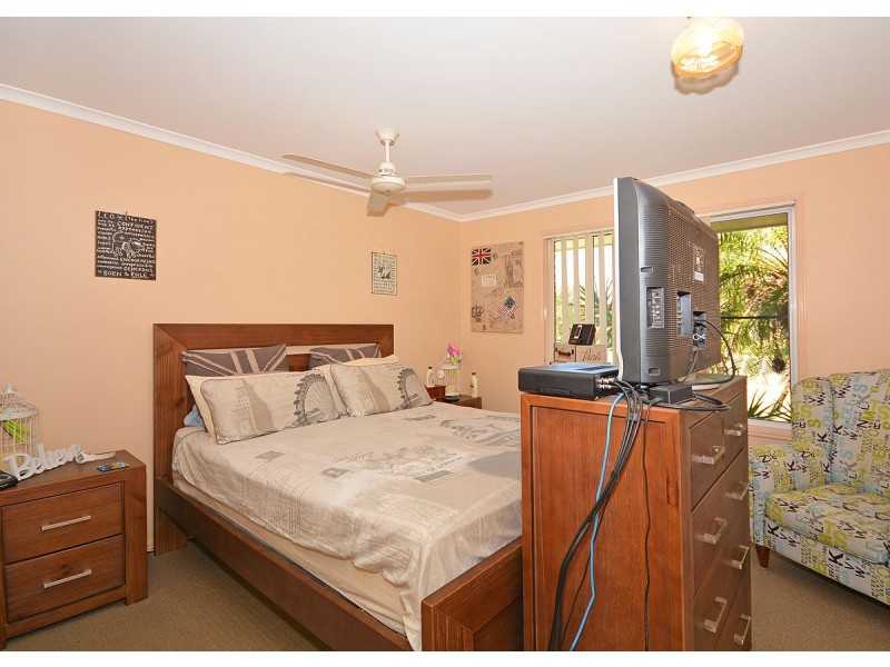 209 Dayman Street, Urangan QLD 4655